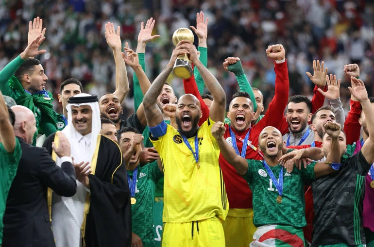 الجزائر تتوج بلقب كأس العرب على حساب تونس